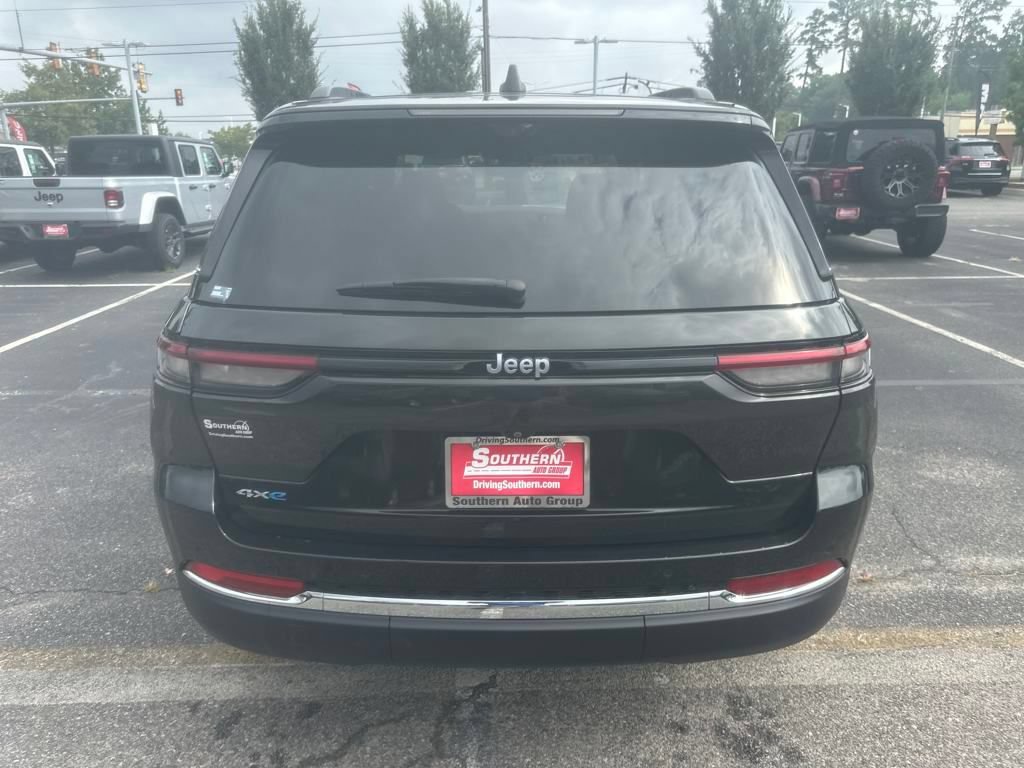 New 2024 Jeep Grand Cherokee Limited 4xe w/ Luxury Tech Group II AWD/4WD image 9