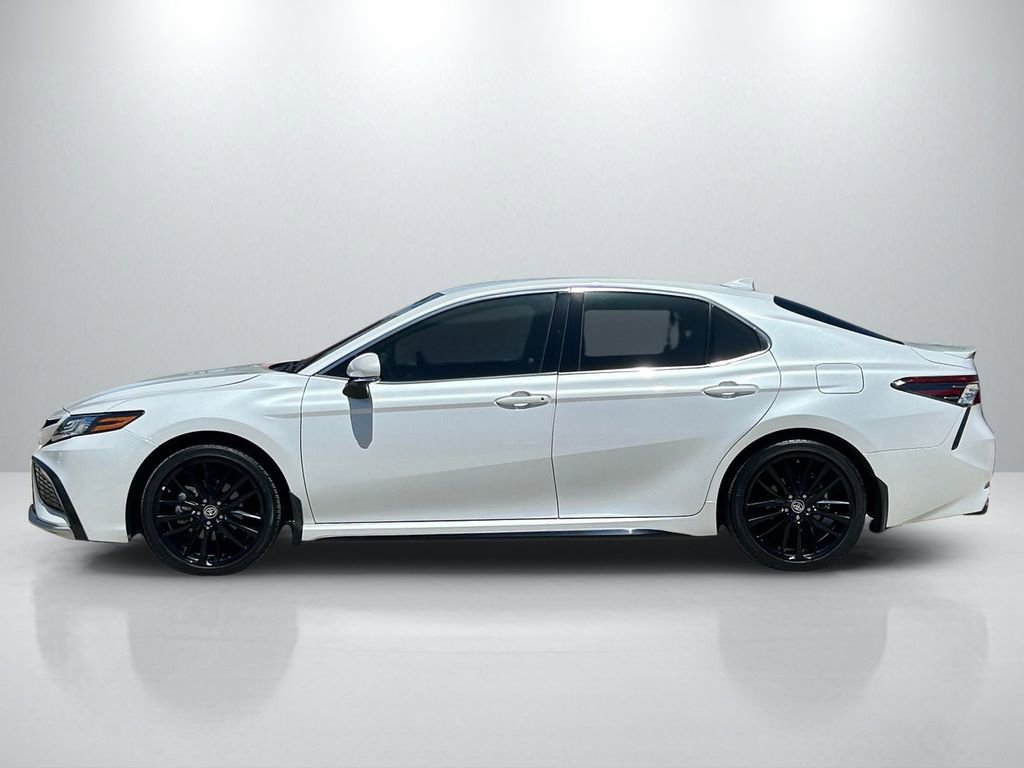 Used 2024 Toyota Camry XSE FWD image 5