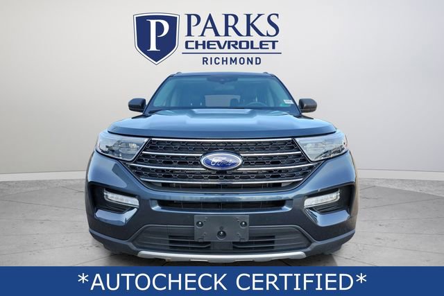 Used 2023 Ford Explorer XLT w/ Equipment Group 202A image 2