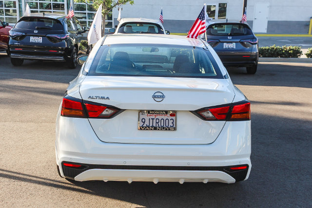 Used 2023 Nissan Altima 2.5 S FWD image 6