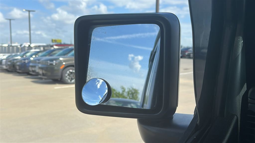 Used 2018 Jeep Wrangler Unlimited Sport image 19