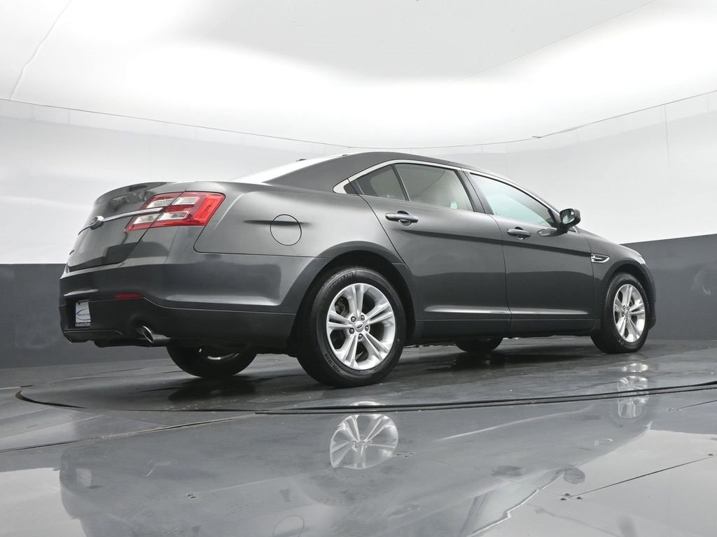 Used 2018 Ford Taurus SE image 50