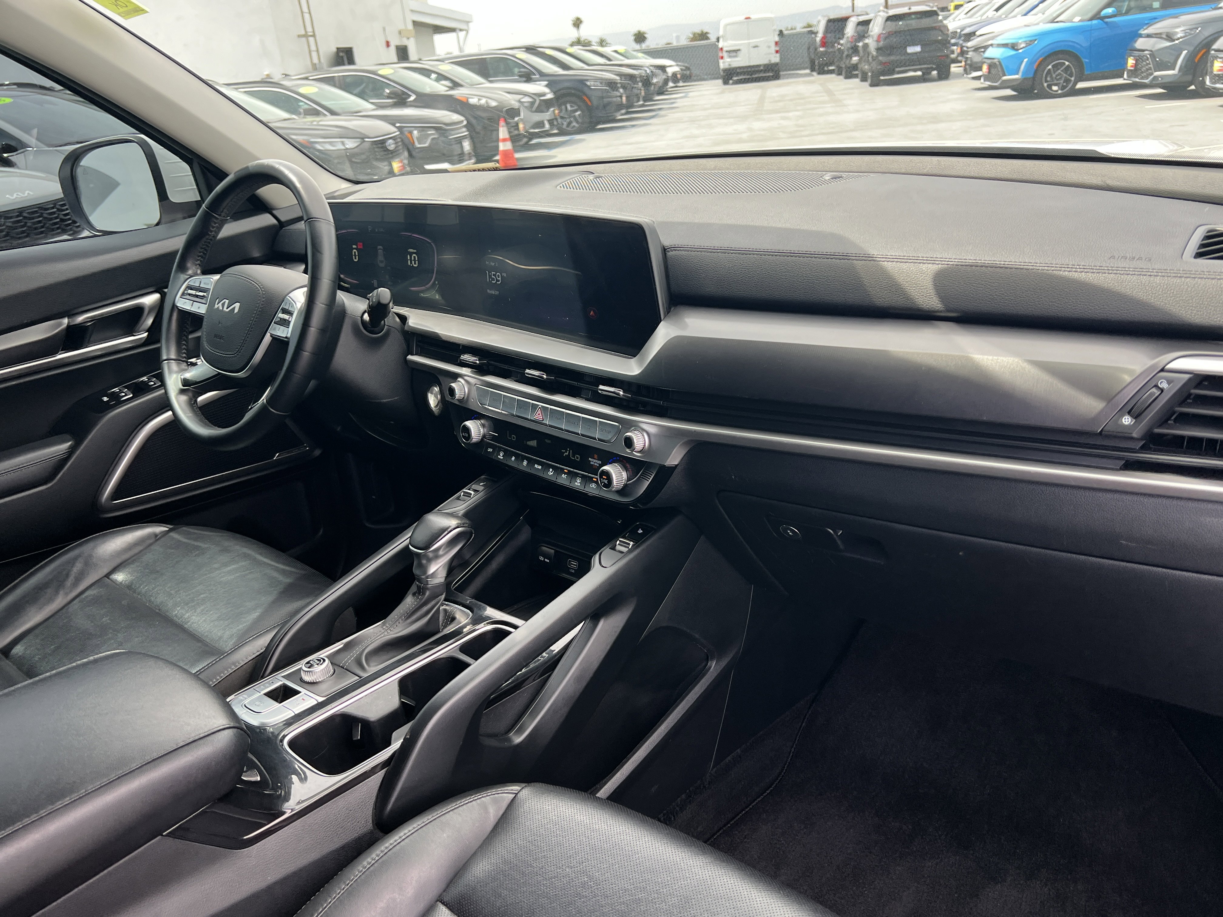 Certified 2023 Kia Telluride S image 15