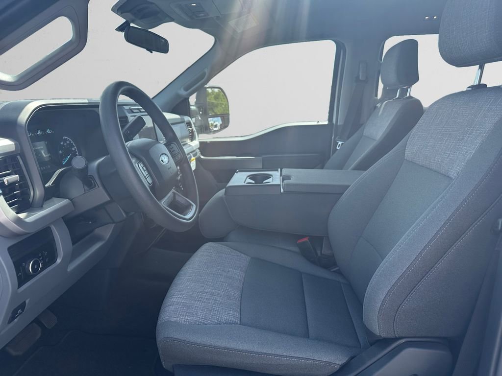 Used 2024 Ford F250 XLT w/ Snow Plow Prep Package AWD/4WD image 9