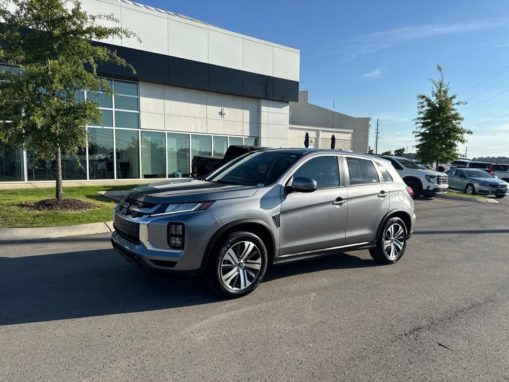 Used 2024 Mitsubishi Outlander Sport SE AWD/4WD image 3