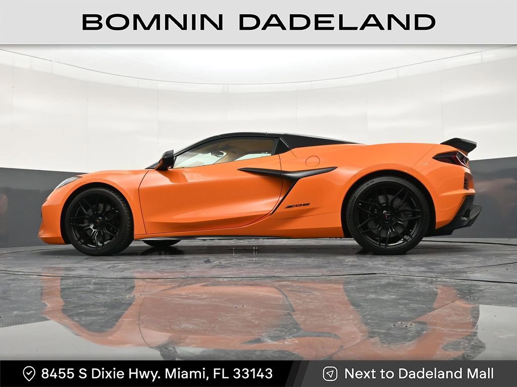 Used 2024 Chevrolet Corvette Z06 w/ Stealth Interior Trim Package image 22