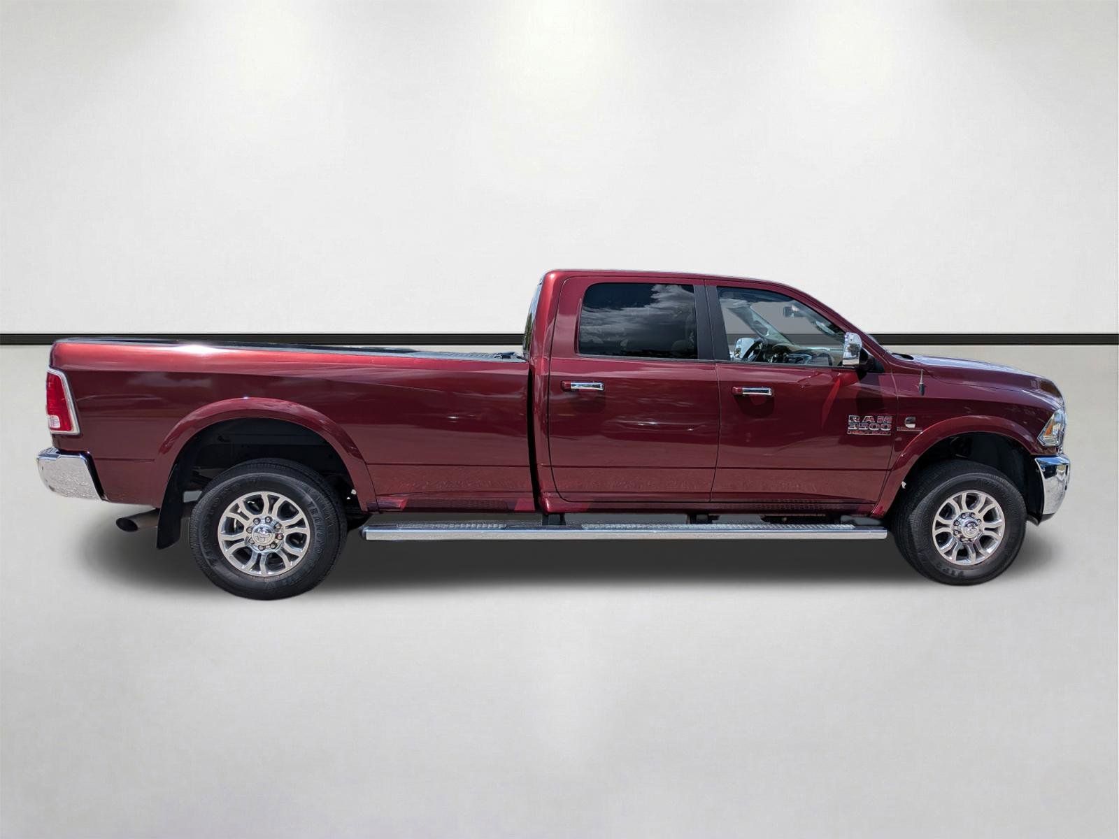 Used 2017 RAM 3500 Laramie image 3