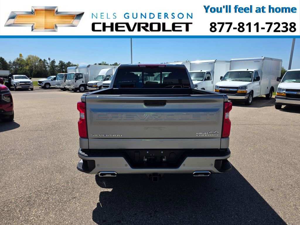 New 2026 Chevrolet Silverado 1500 High Country w/ Z71 Off-Road Package AWD/4WD image 6