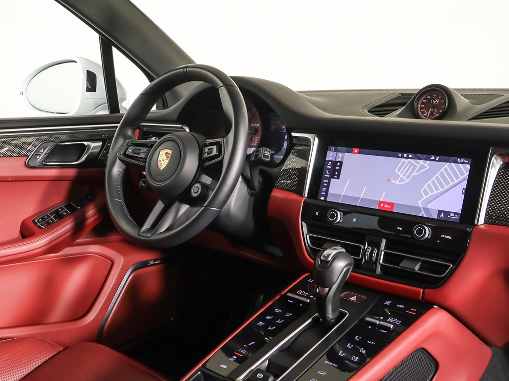 Used 2024 Porsche Macan GTS image 26