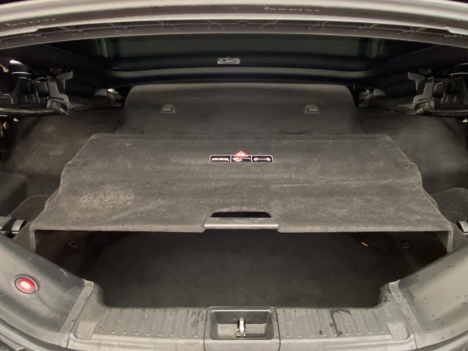 Used 2015 Mercedes-Benz SL 550 image 13