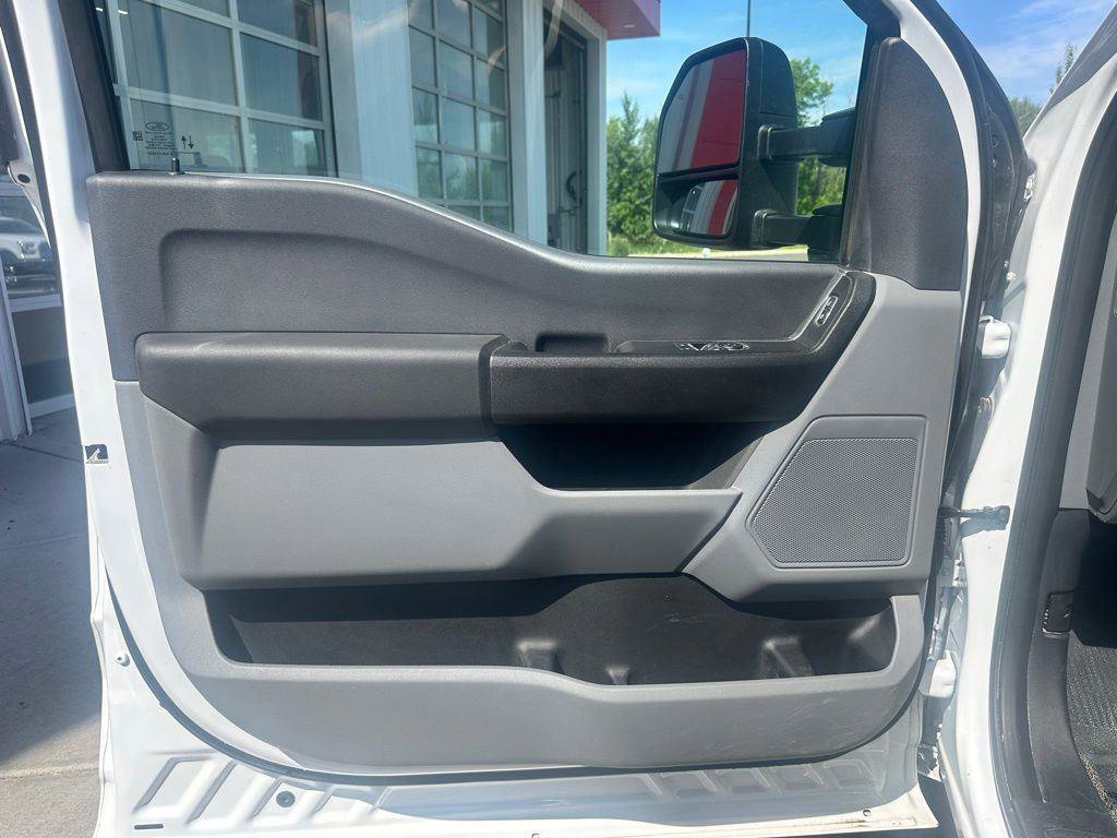 Used 2024 Ford F250 XL image 14