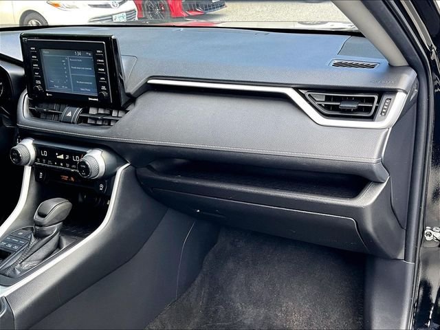 Used 2020 Toyota RAV4 XLE w/ Convenience Package AWD/4WD image 17