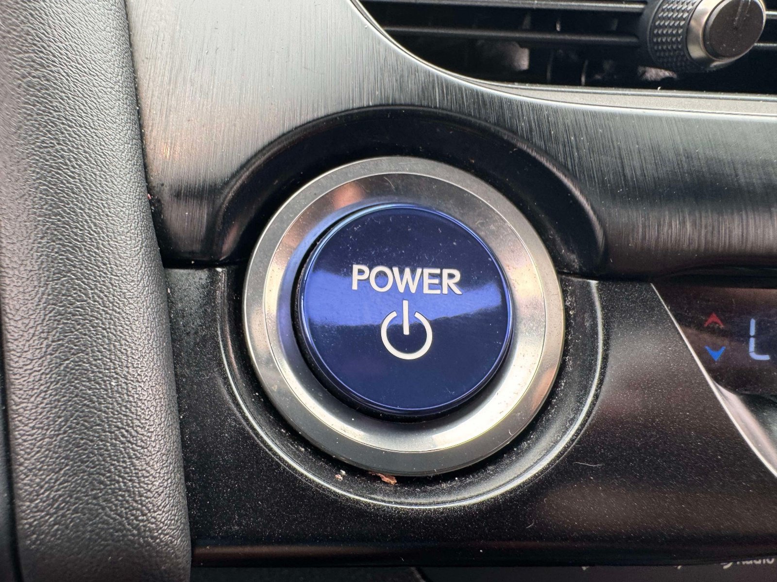 Used 2020 Lexus UX 250h F Sport w/ F Sport Premium Package AWD/4WD image 33