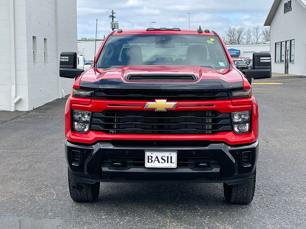 Used 2025 Chevrolet Silverado 2500 Custom w/ Custom Value Package AWD/4WD image 9