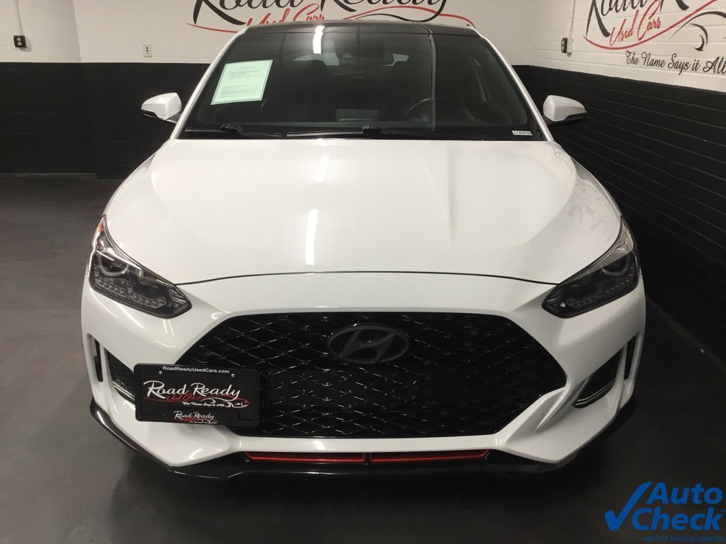 Used 2021 Hyundai Veloster Turbo FWD image 4
