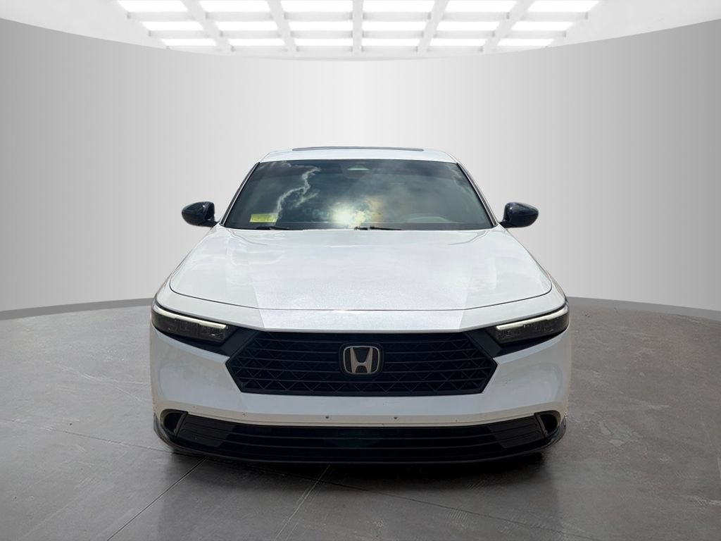Used 2023 Honda Accord Sport image 9