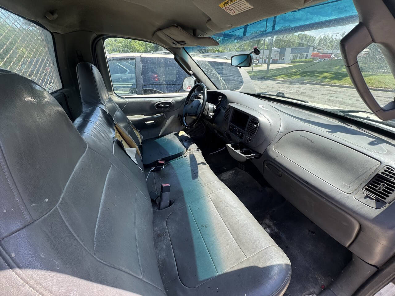 Used 2002 Ford F150 XL RWD image 5