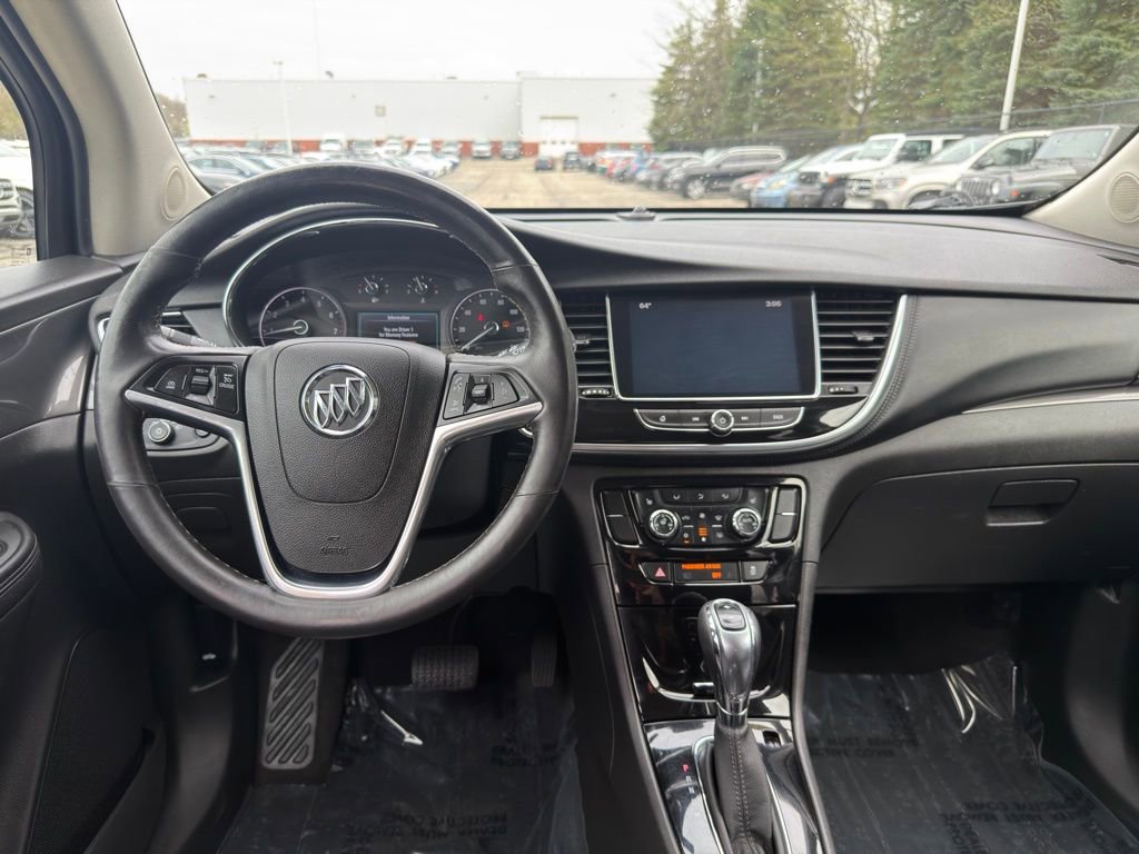 Used 2017 Buick Encore Essence AWD/4WD image 9