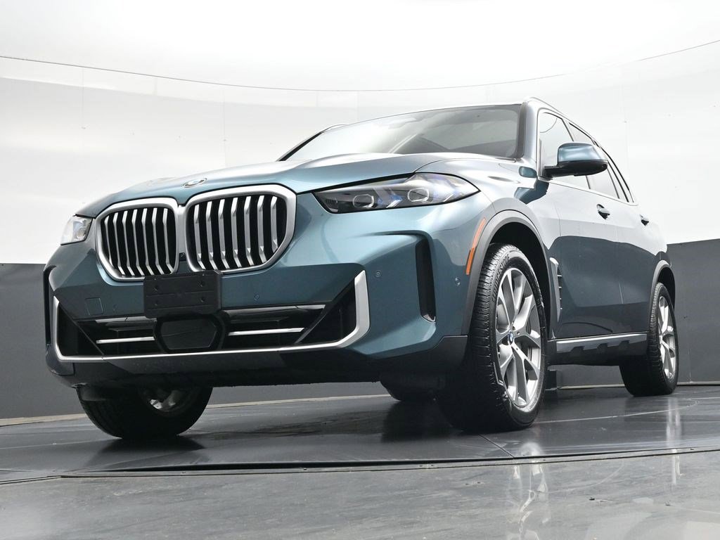 Used 2025 BMW X5 xDrive40i AWD/4WD image 37