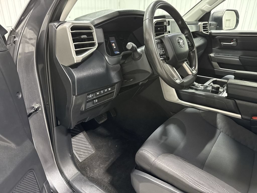 Used 2022 Toyota Tundra SR5 RWD image 10