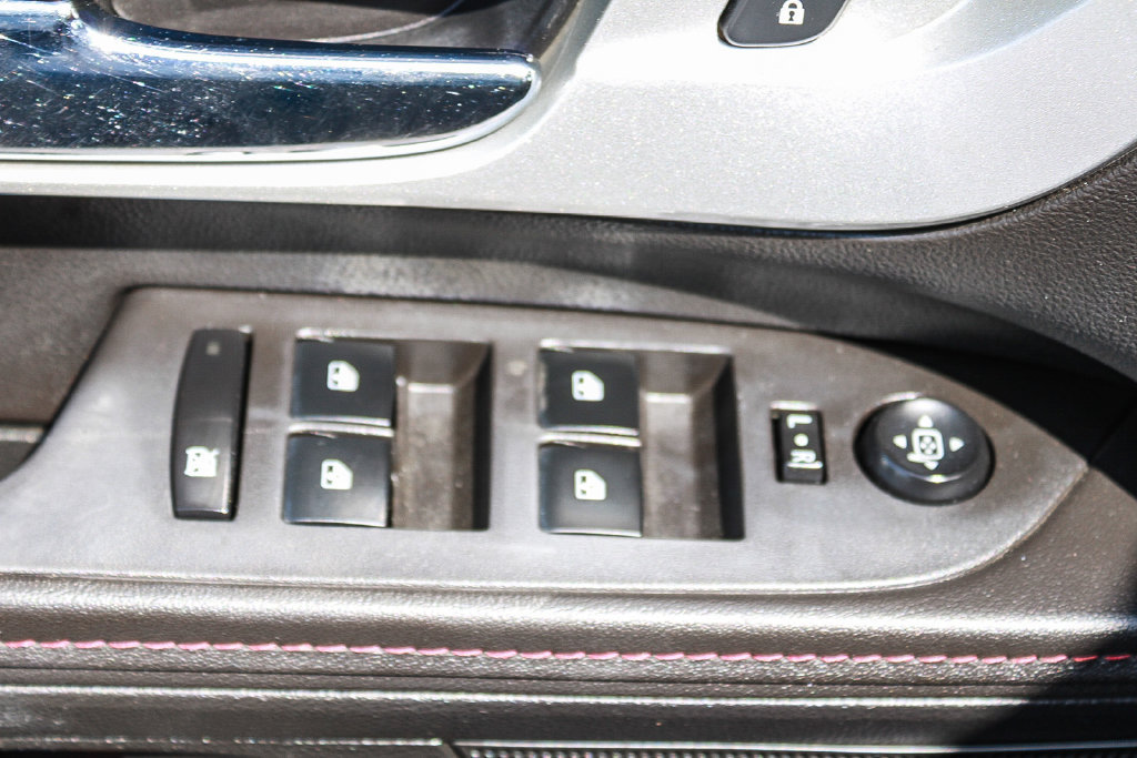 Used 2014 Chevrolet Equinox LT w/ Driver Convenience Package FWD image 20