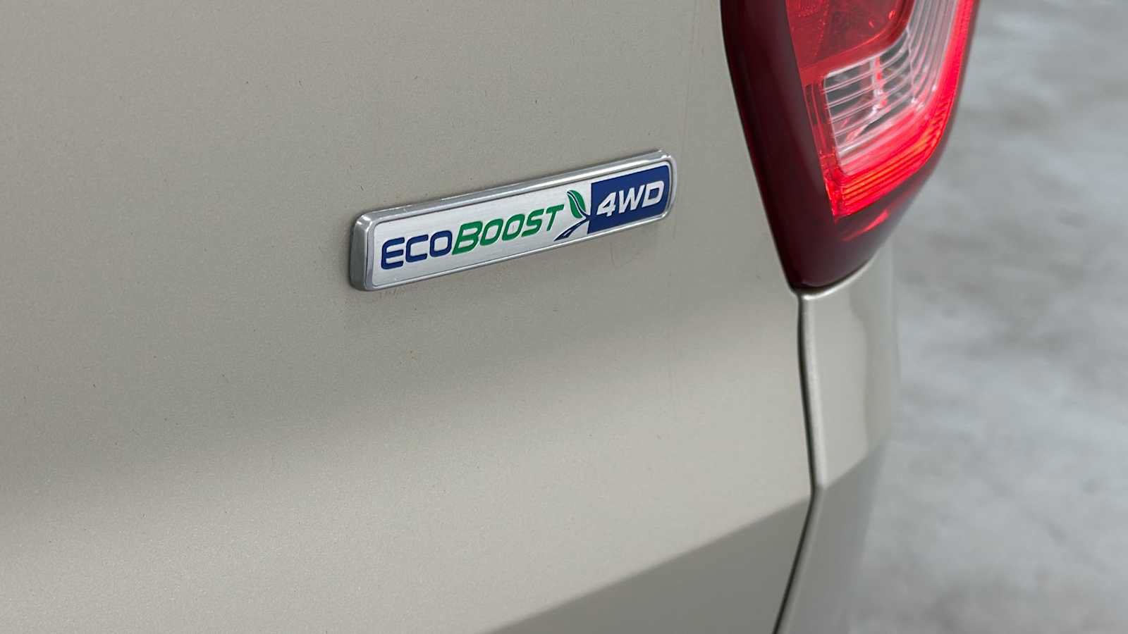 Used 2017 Ford Explorer Platinum AWD/4WD image 30