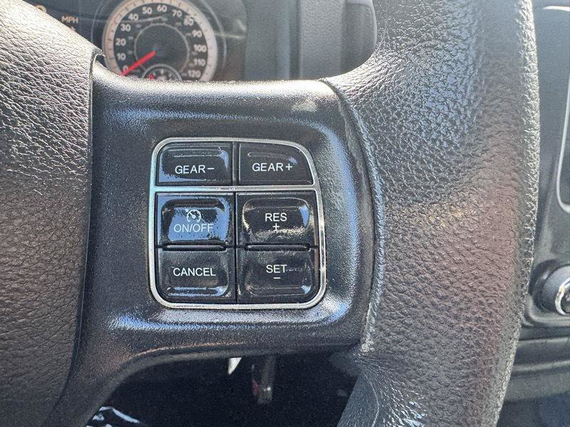 Used 2018 RAM 1500 Express w/ Black Ram 1500 Express Group AWD/4WD image 16