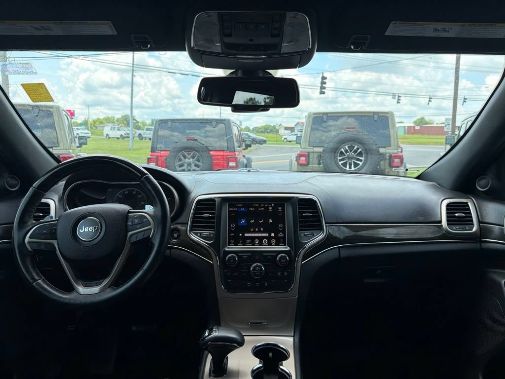 Used 2014 Jeep Grand Cherokee Overland AWD/4WD image 19