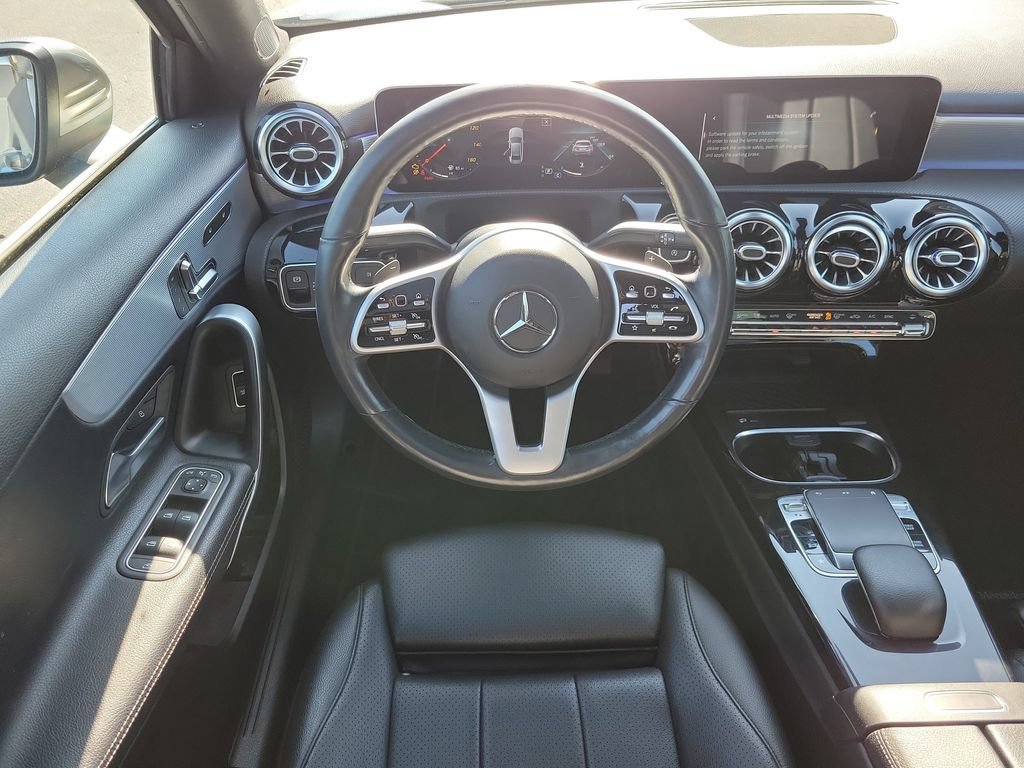 Used 2020 Mercedes-Benz A 220 4MATIC image 13