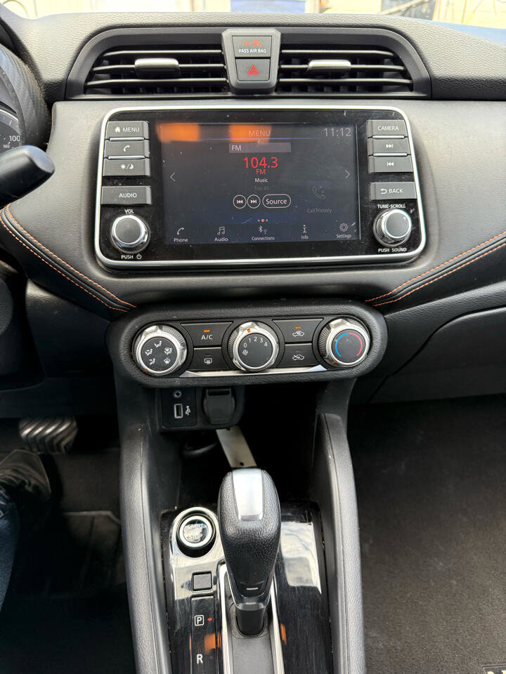 Used 2021 Nissan Versa SR image 19