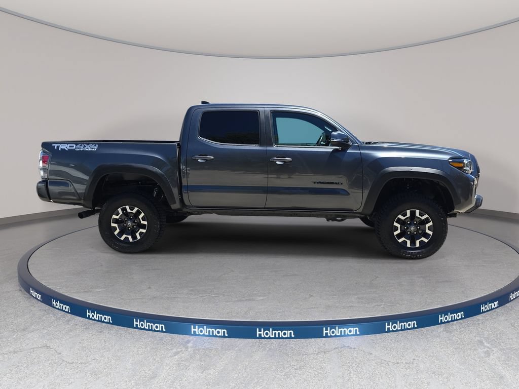 Used 2021 Toyota Tacoma TRD Off-Road w/ Technology Package AWD/4WD image 5
