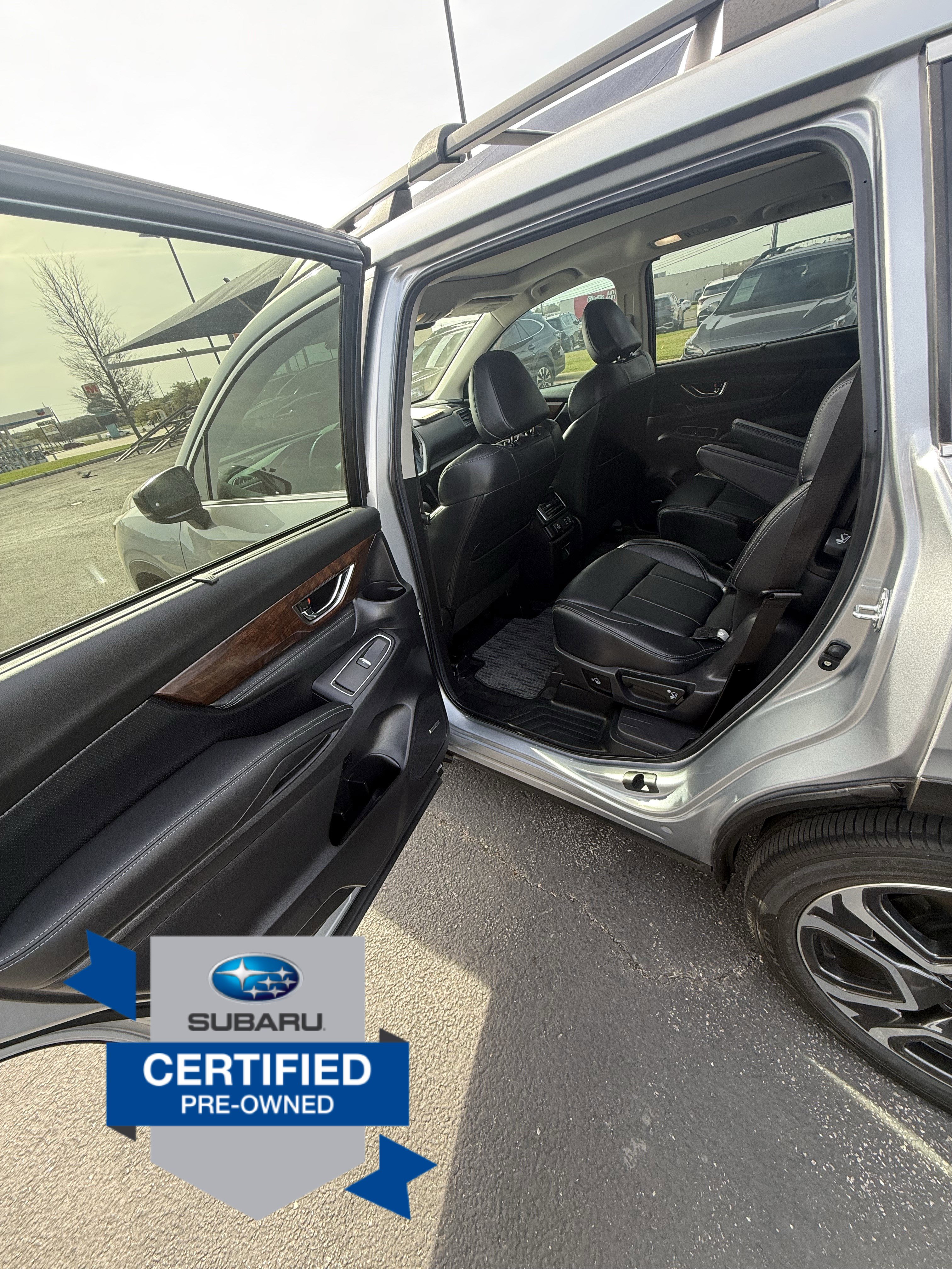 Used 2025 Subaru Ascent Touring w/ Popular Package #2 AWD/4WD image 12