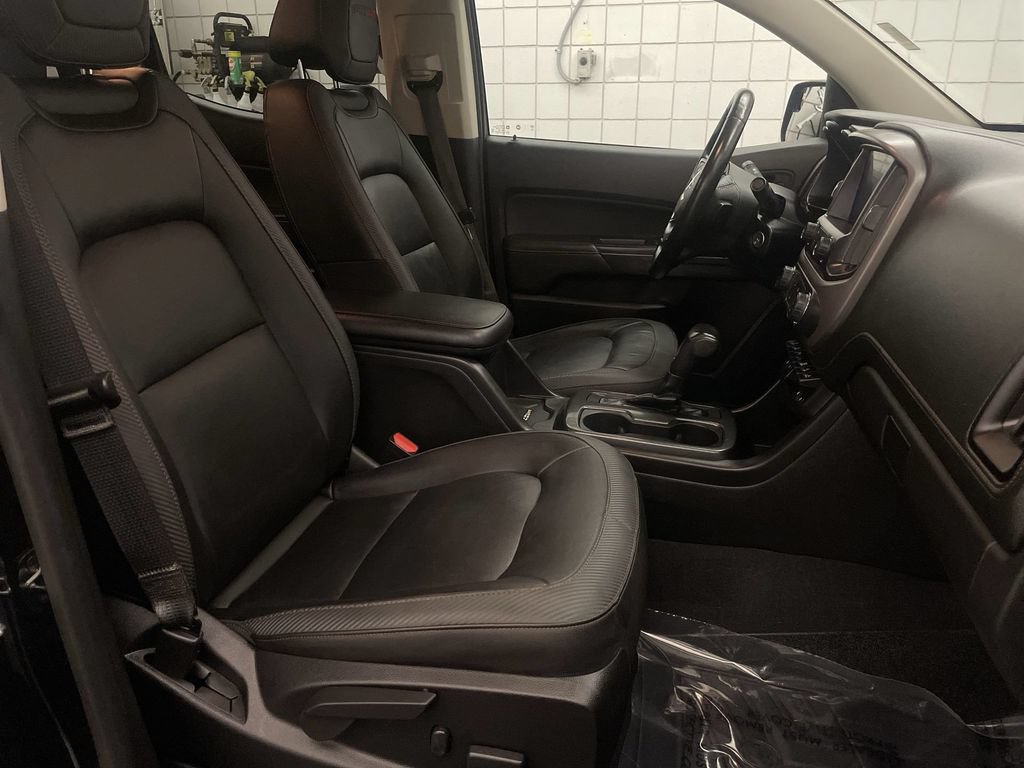 Used 2021 GMC Canyon AT4 w/ Driver Alert Package AWD/4WD image 18