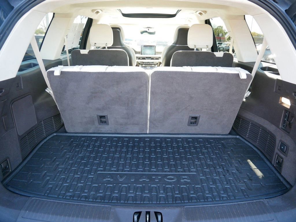 Used 2023 Lincoln Aviator Black Label w/ Dynamic Handling Package image 21