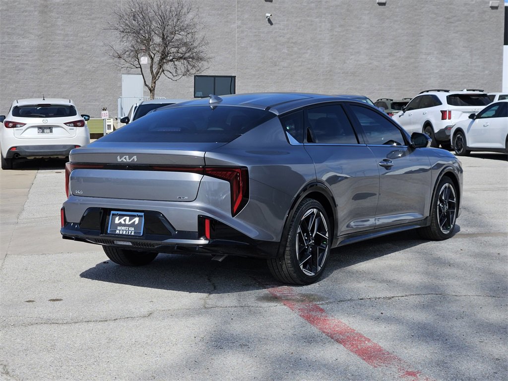 New 2025 Kia K4 GT-Line image 3