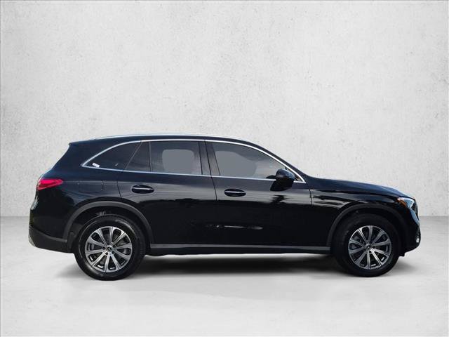Certified 2026 Mercedes-Benz GLC 300 image 4