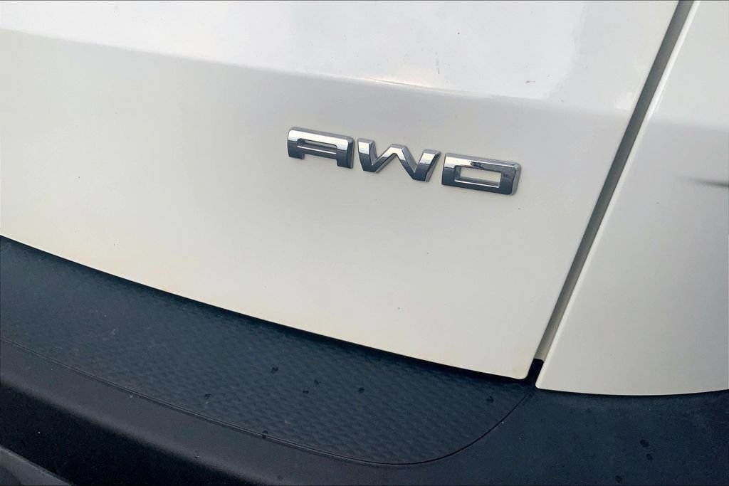 Used 2025 Ford Escape ST-Line w/ Tech Pack #1 AWD/4WD image 6