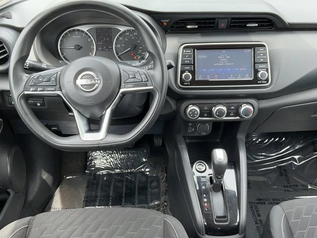 Used 2022 Nissan Kicks S FWD image 11