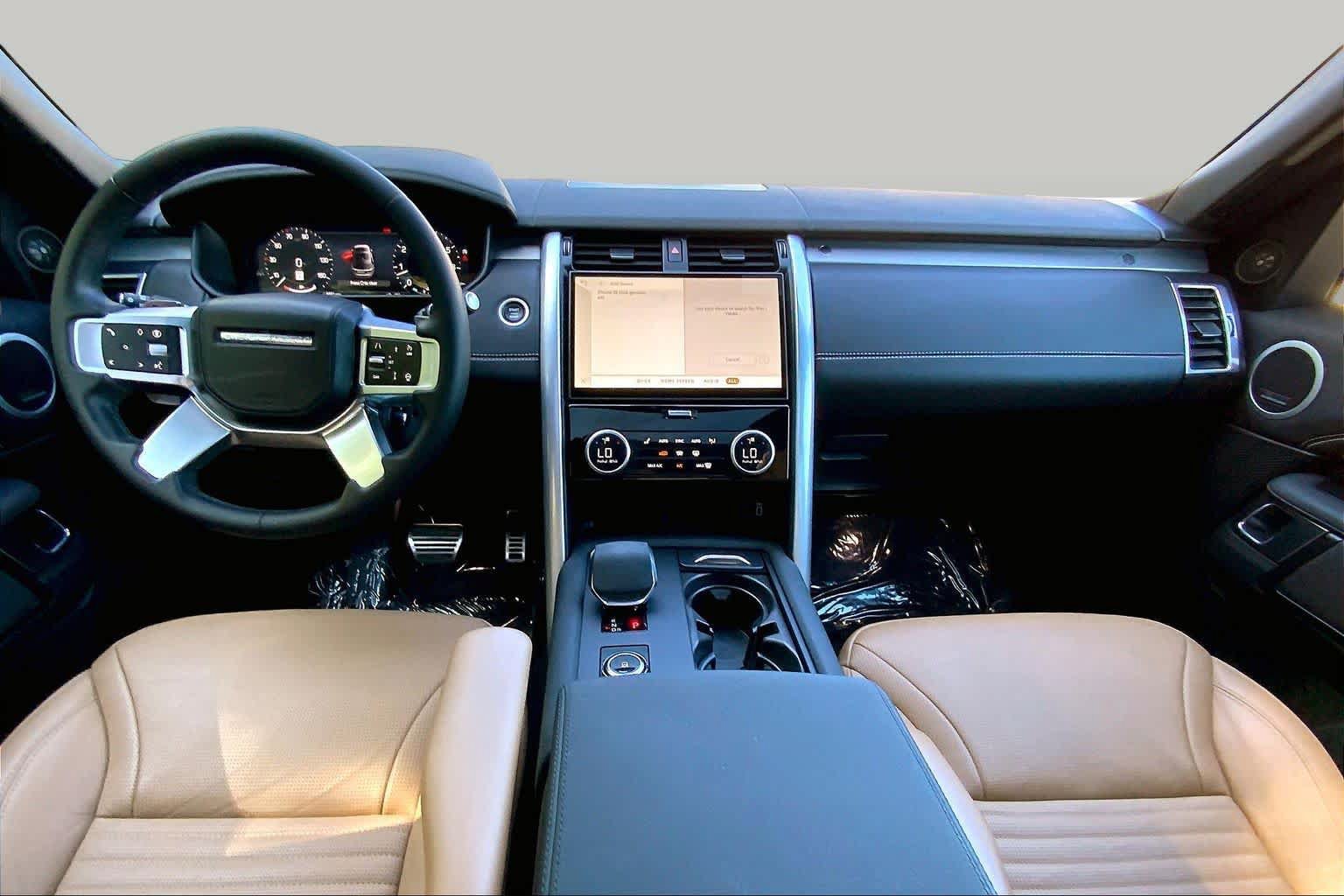 Used 2026 Land Rover Discovery Limited Edition AWD/4WD image 14