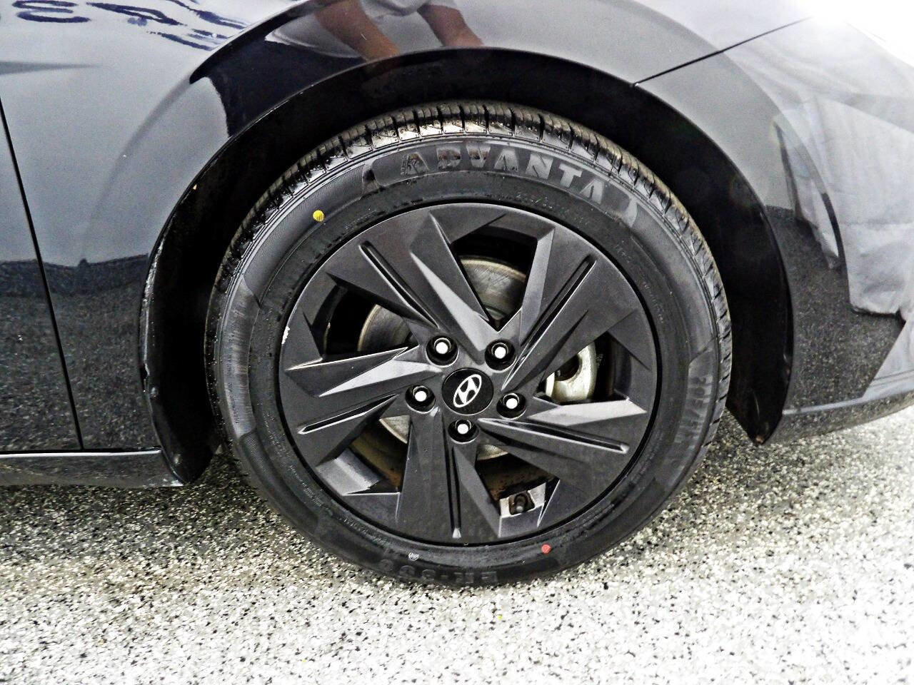 Used 2023 Hyundai Elantra SEL image 20