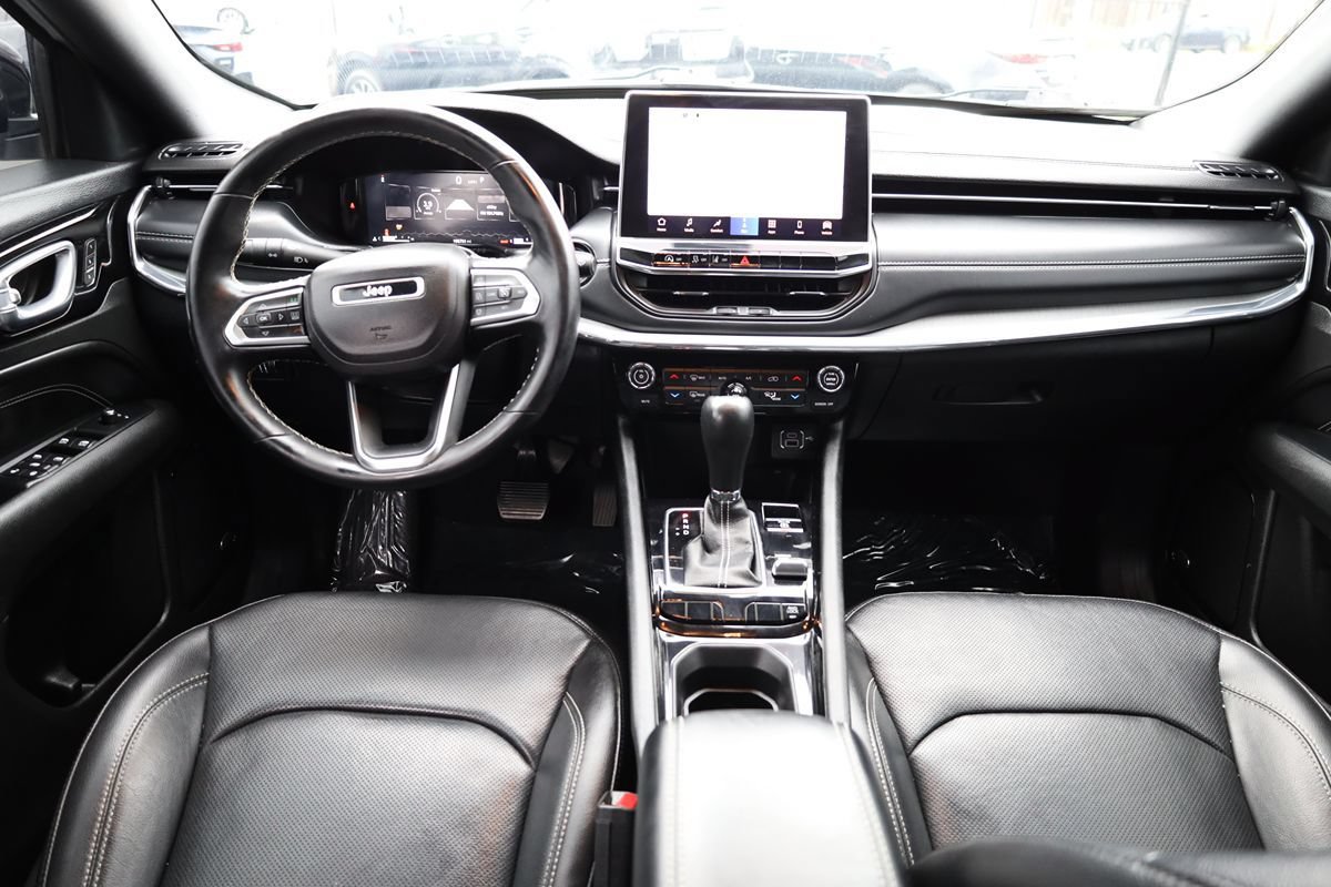 Used 2022 Jeep Compass High Altitude AWD/4WD image 22