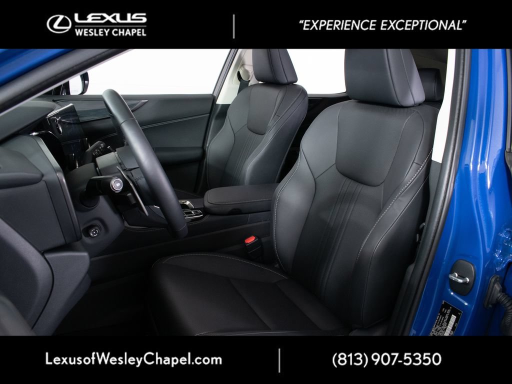 Used 2025 Lexus NX 250 FWD w/ Towing Package (2000 Lbs) image 21