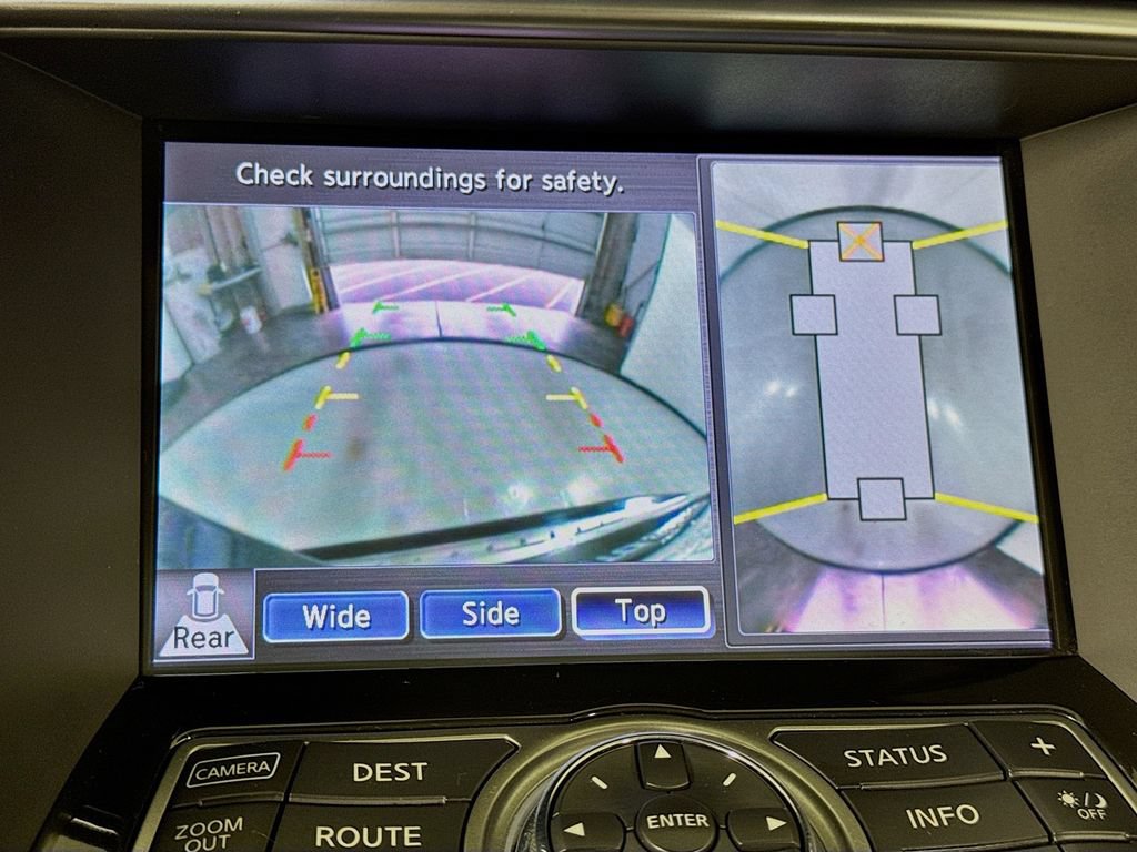 Used 2012 INFINITI FX35 AWD w/ Premium Pkg image 32