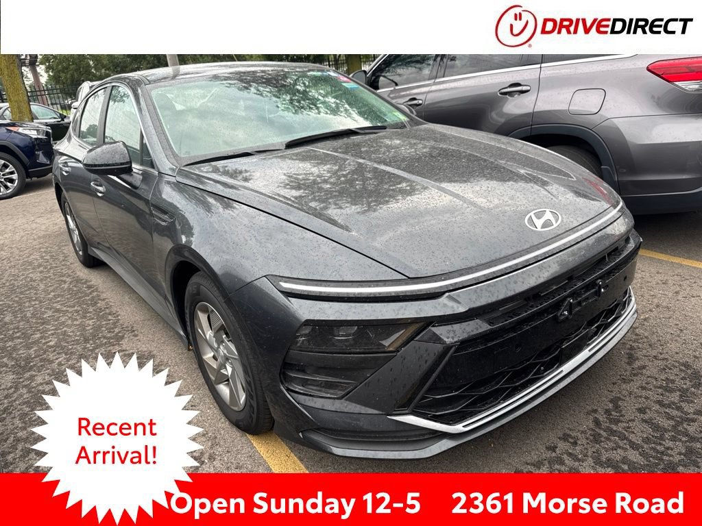 Used 2025 Hyundai Sonata SE FWD image 1