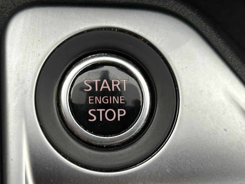 Used 2025 Nissan Sentra SV w/ All-Weather Package FWD image 24