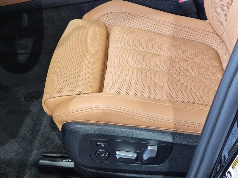 Used 2024 BMW X5 xDrive40i image 22