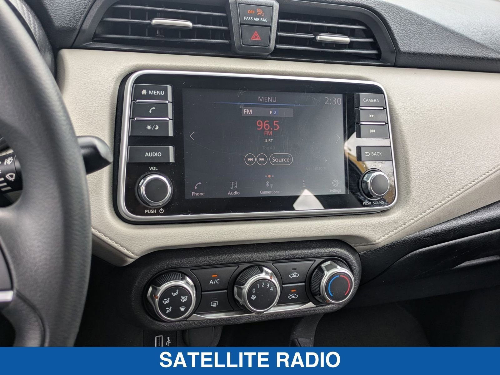 Used 2021 Nissan Versa SV FWD image 21
