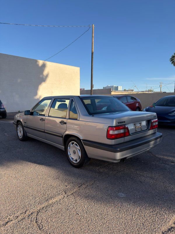 Used 1996 Volvo 850 Sedan image 5