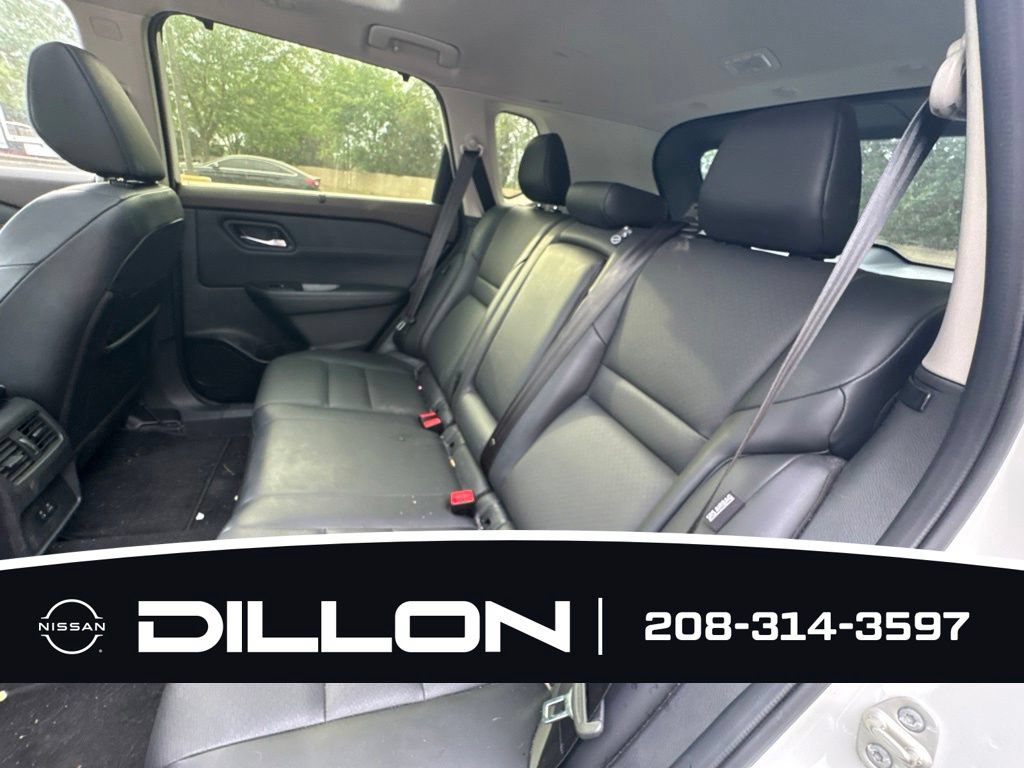Certified 2023 Nissan Rogue SV w/ SV Premium B Package AWD/4WD image 15