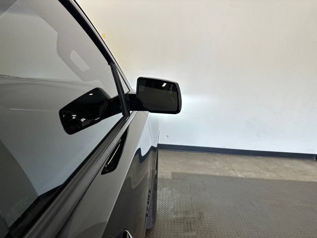 Used 2018 Chevrolet Tahoe Premier AWD/4WD image 11